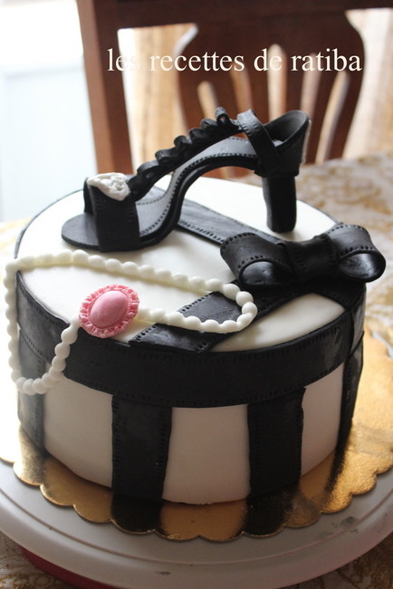 gateau-anniversaire-9008-001.JPG