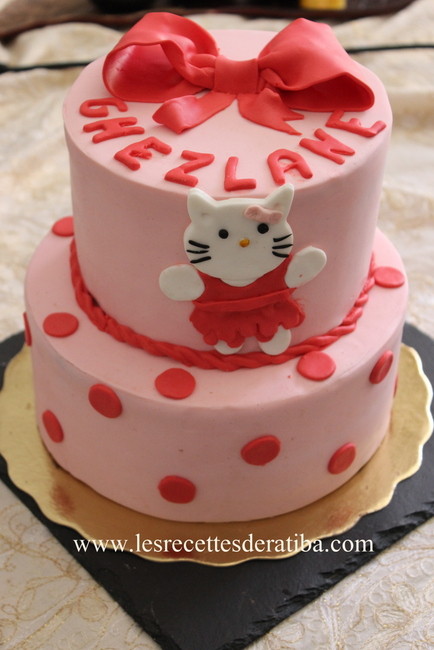 gateau-anniversaire-9125-001.JPG